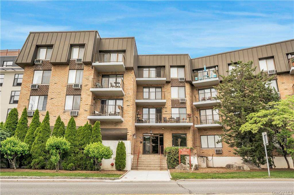 560 Halstead Avenue - Photo 1