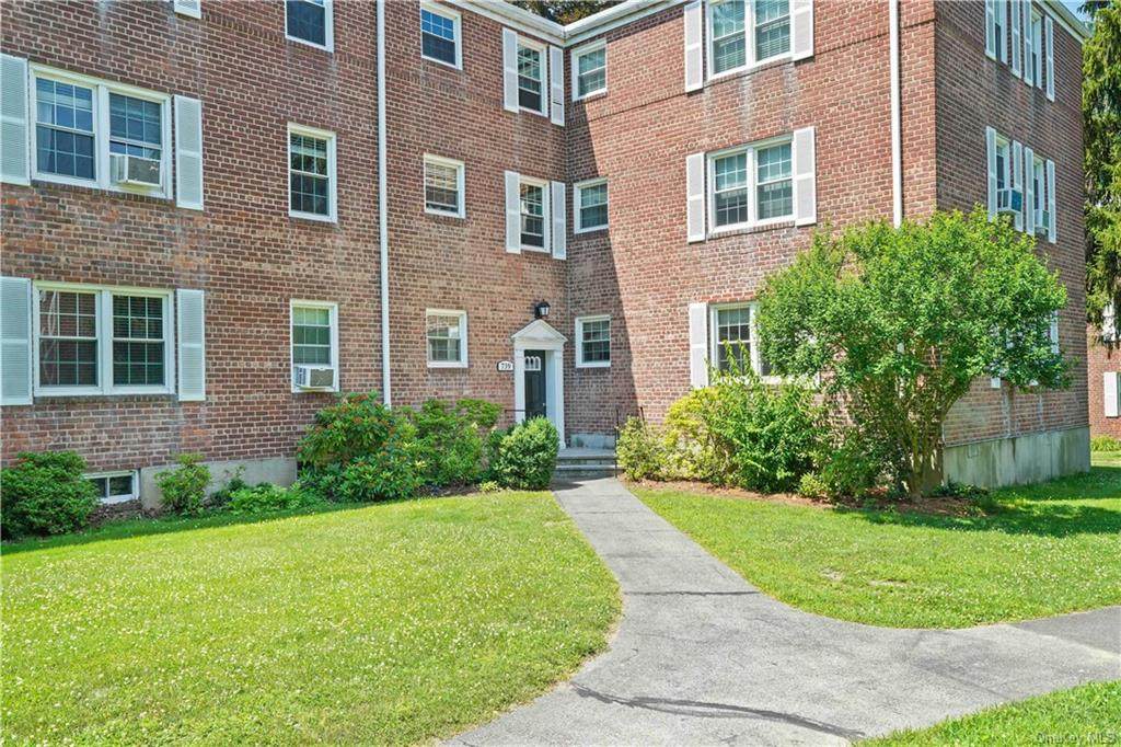 739 Broadway - Photo 1