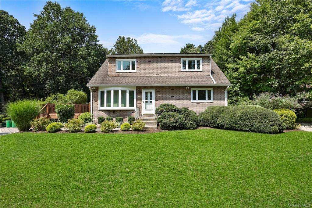 13 Brookview Boulevard - Photo 1