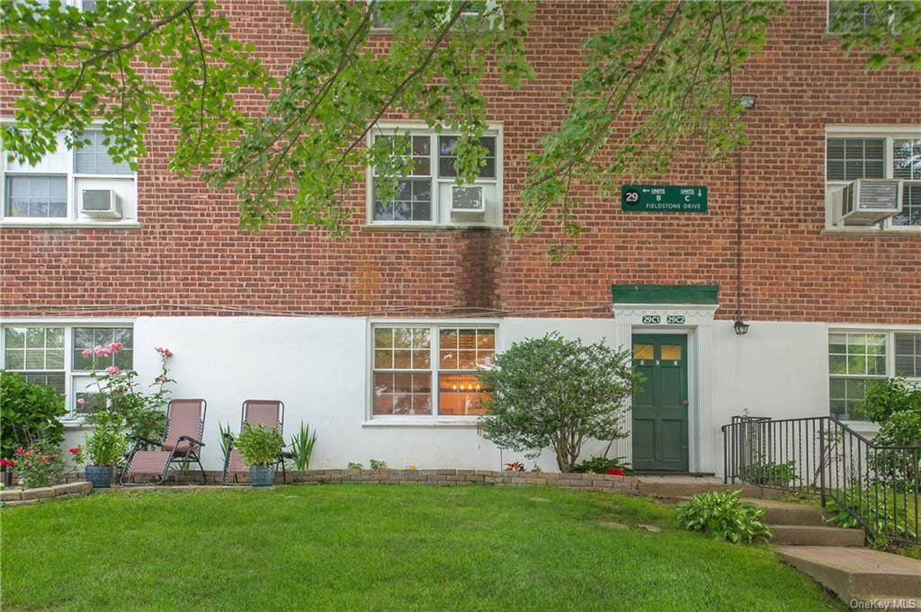 29 Fieldstone Drive - Photo 1