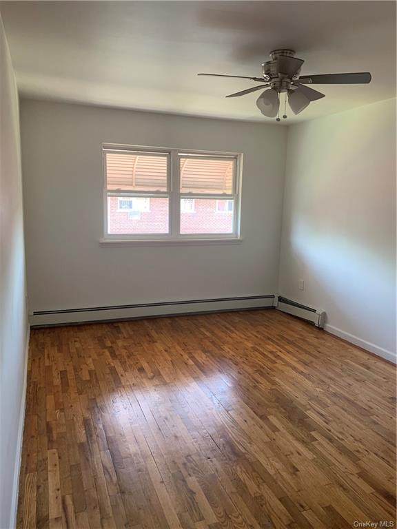 427 Saint Lawrence Avenue - Photo 1