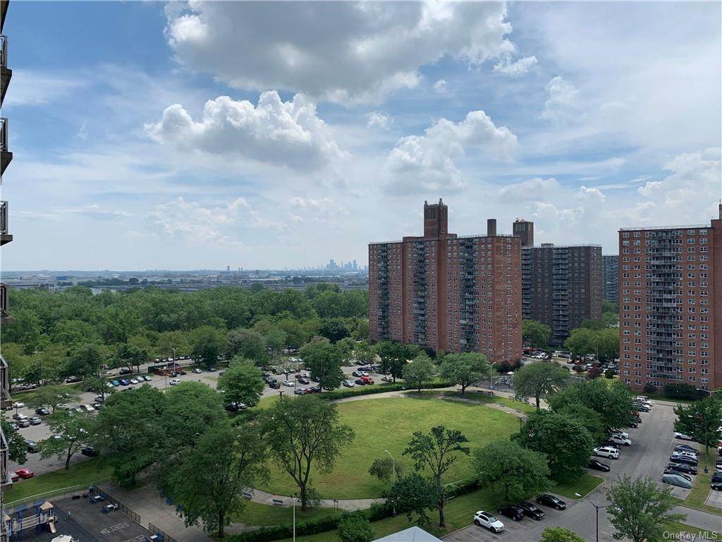 875 Morrison Avenue - Photo 1