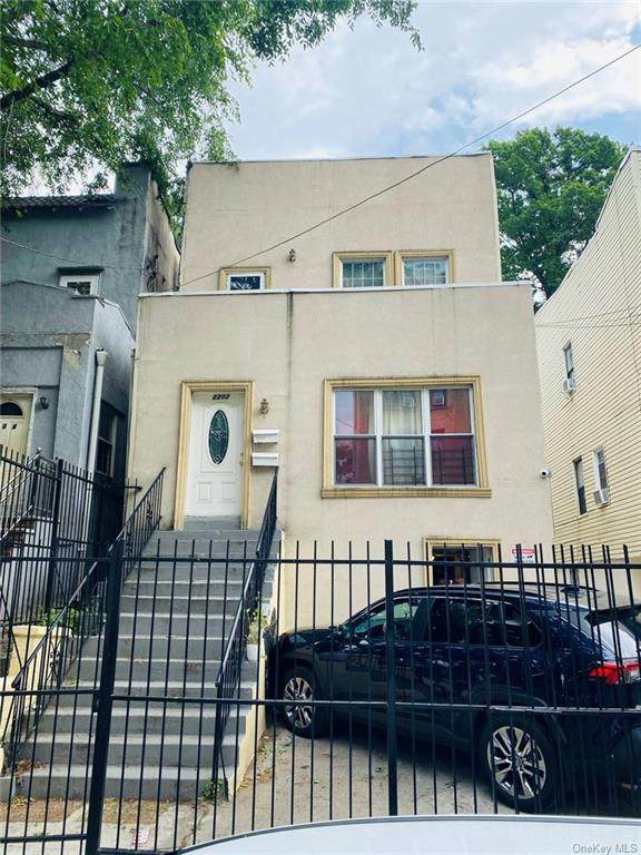2202 Cedar Avenue - Photo 1