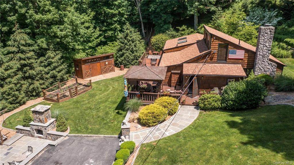 434 Peekskill Hollow Road - Photo 1
