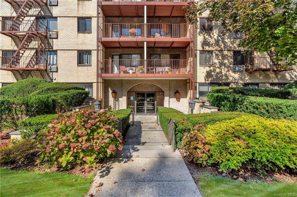 2201 Palmer Avenue - Photo 1