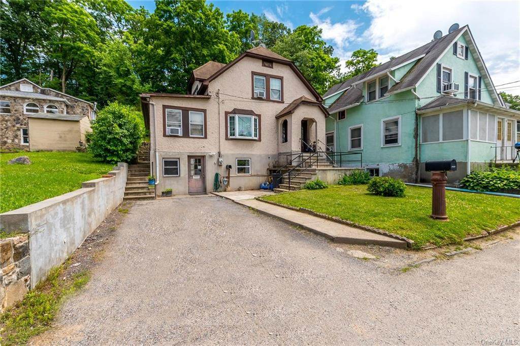 7 Stanley Avenue - Photo 1