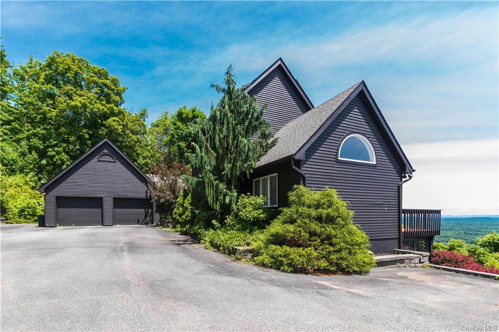 704 Mountain Road - Photo 1