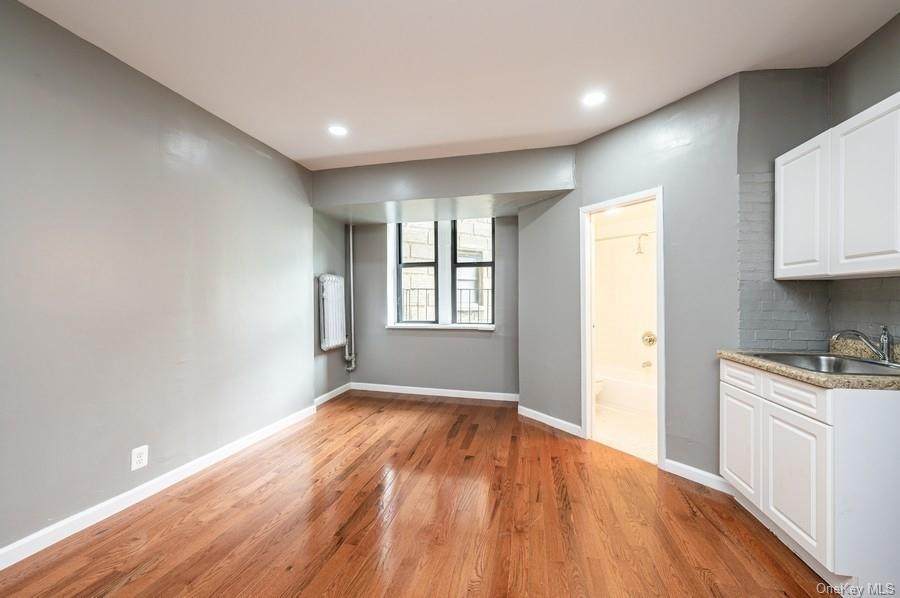 941 Jerome Avenue - Photo 1