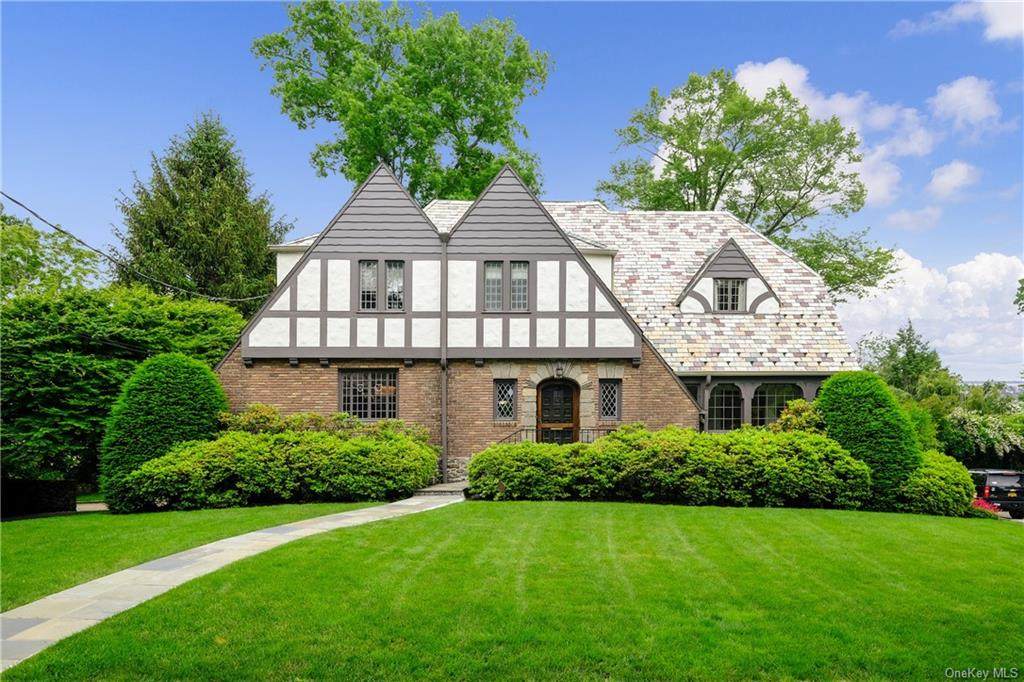 63 Vine Road - Photo 1