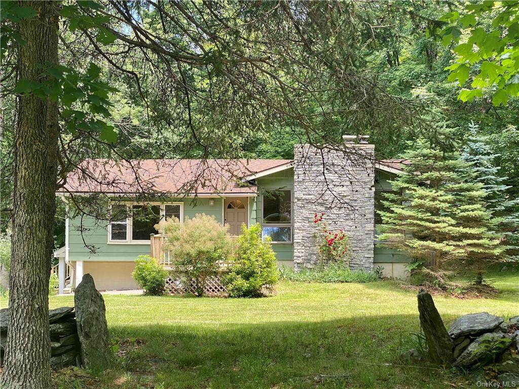192 Bloomer Road - Photo 1