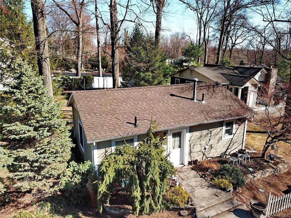 126 New Valley Road - Photo 1