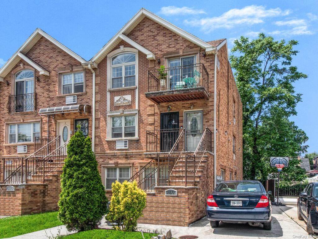 2877 Ely Avenue - Photo 1