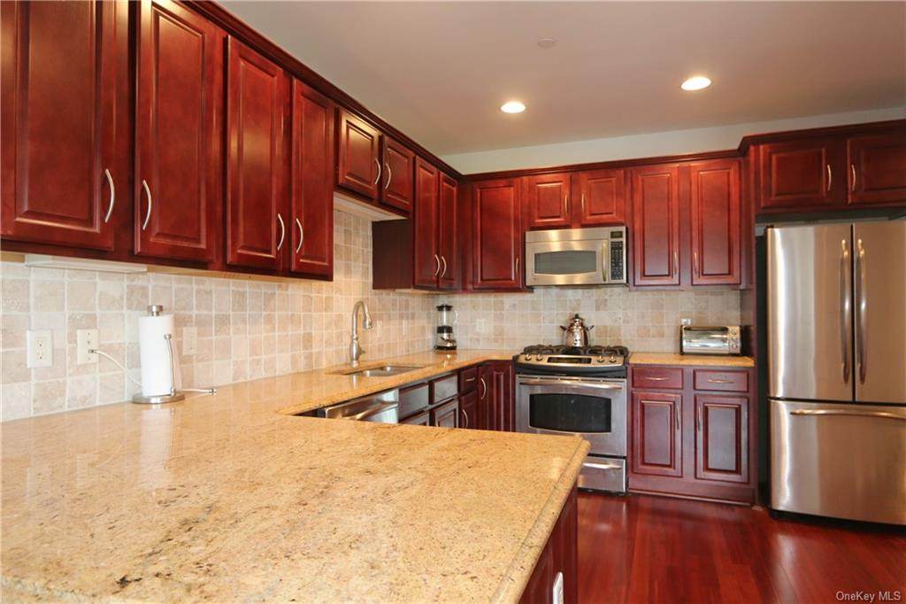 431 Trump Park - Photo 1