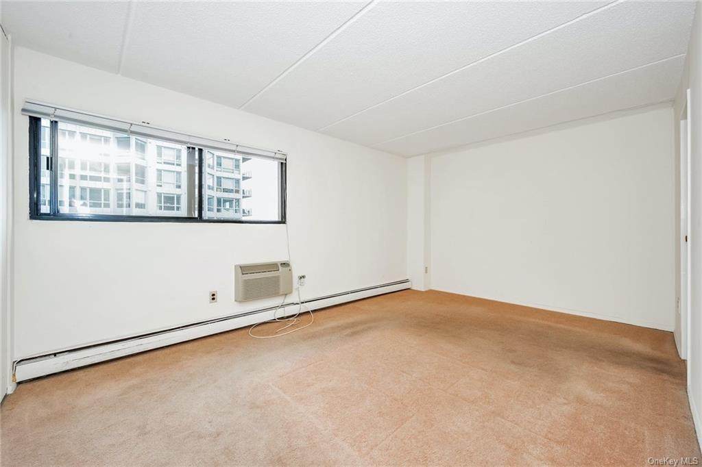 1155 Warburton Avenue - Photo 1