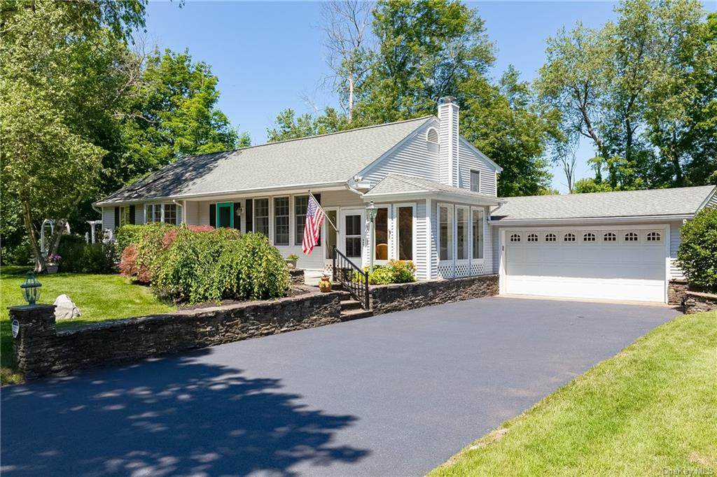 53 Cherry Lane - Photo 1