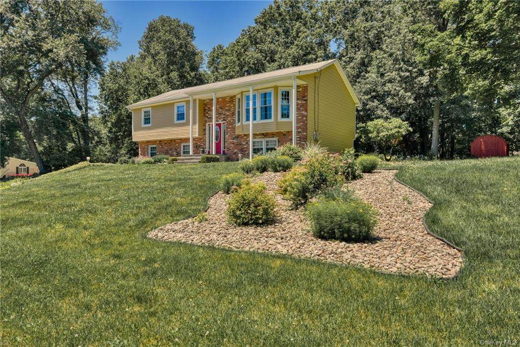 46 Hickory Drive - Photo 1