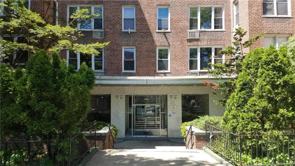 2385 Barker Avenue - Photo 1
