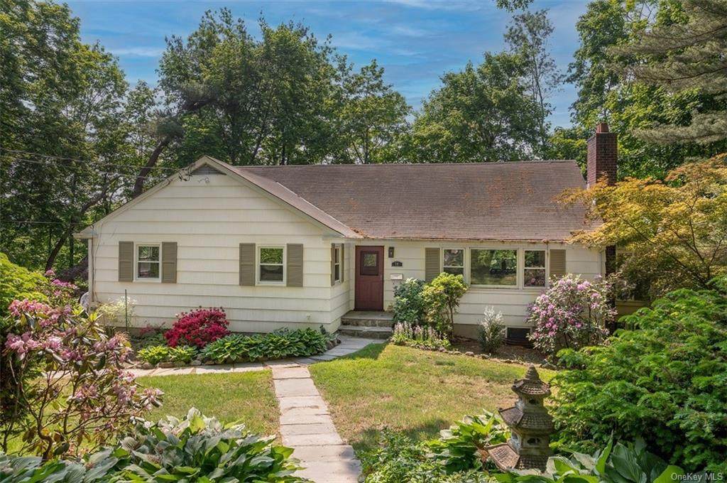 74 Eastview Avenue - Photo 1