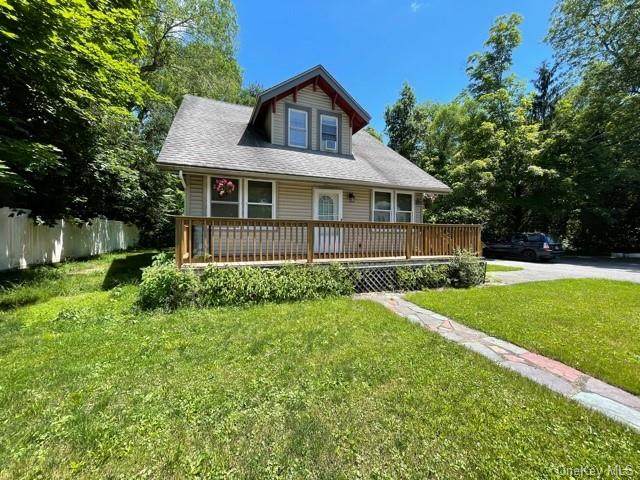 548 Violet Avenue - Photo 1