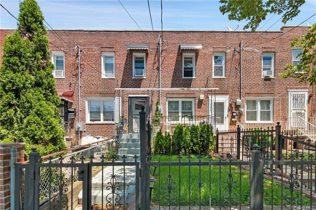 4126 Murdock Avenue - Photo 1