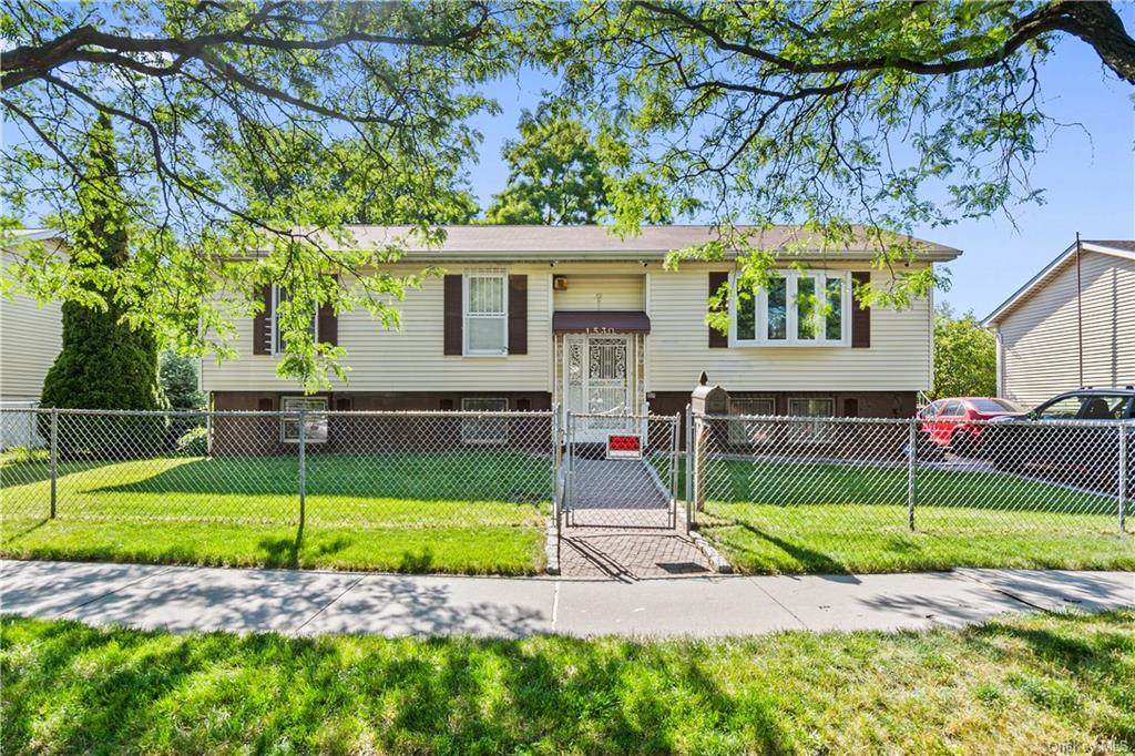 1530 Seabury Place - Photo 1
