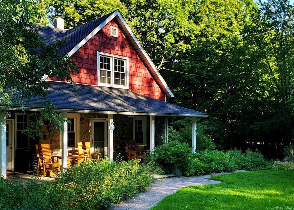 54 Devany Road - Photo 1