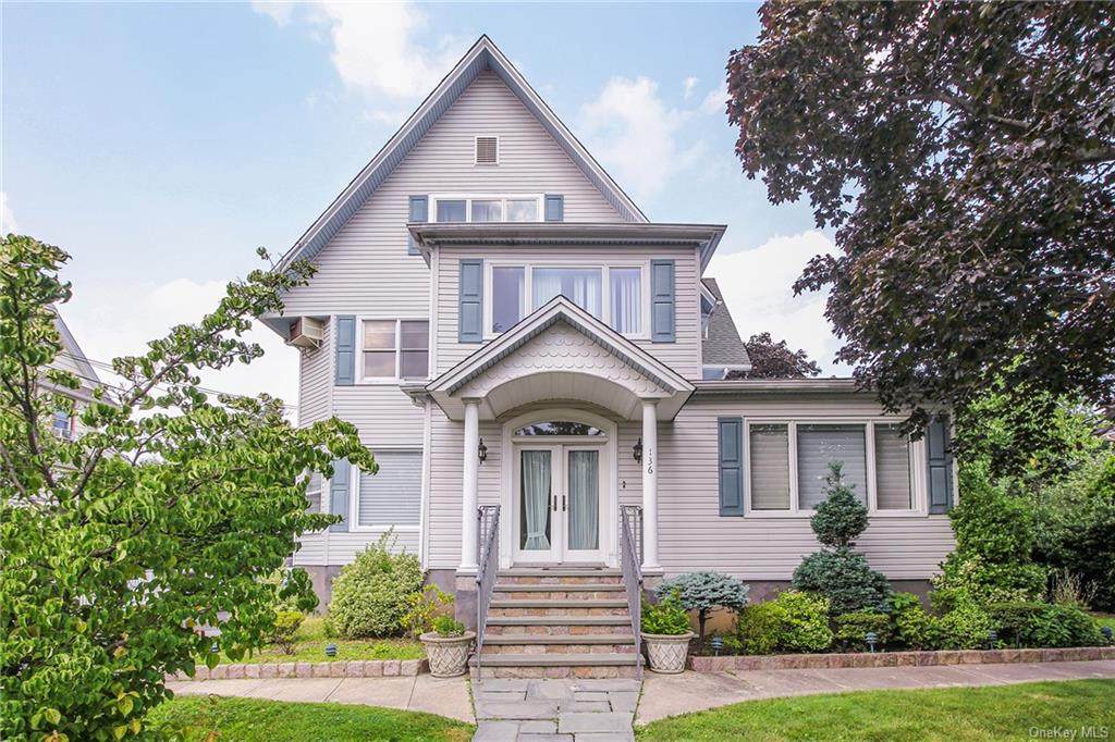 136 Neptune Avenue - Photo 1