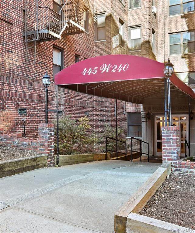 445 240th Street - Photo 1