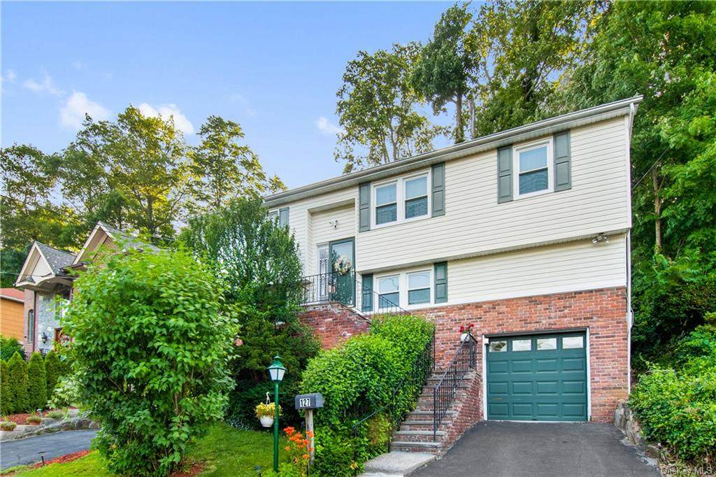 127 Brookdale Drive - Photo 1