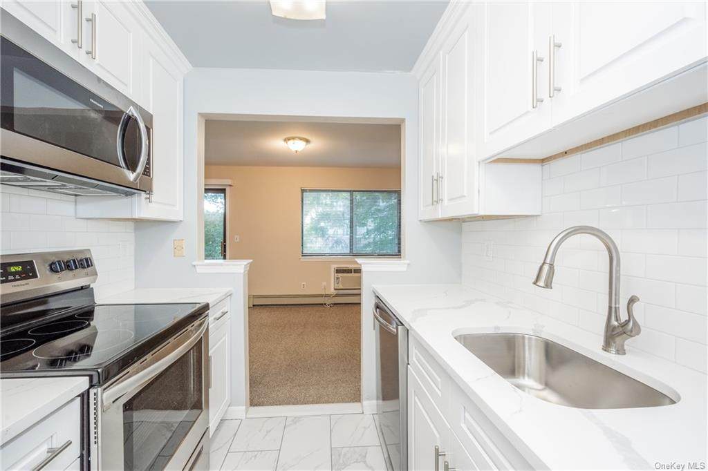 555 Central Avenue - Photo 1