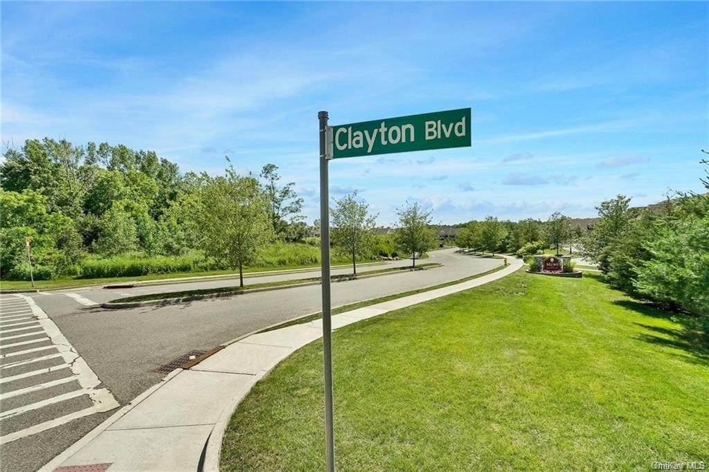 23 Clayton Boulevard - Photo 1