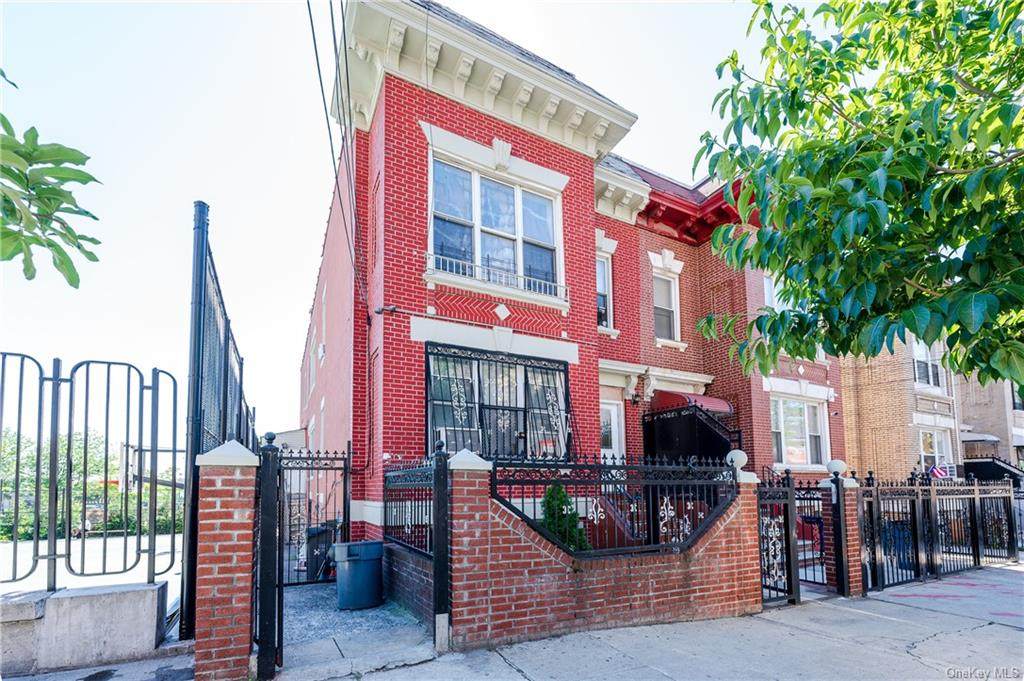 652 Faile Street - Photo 1