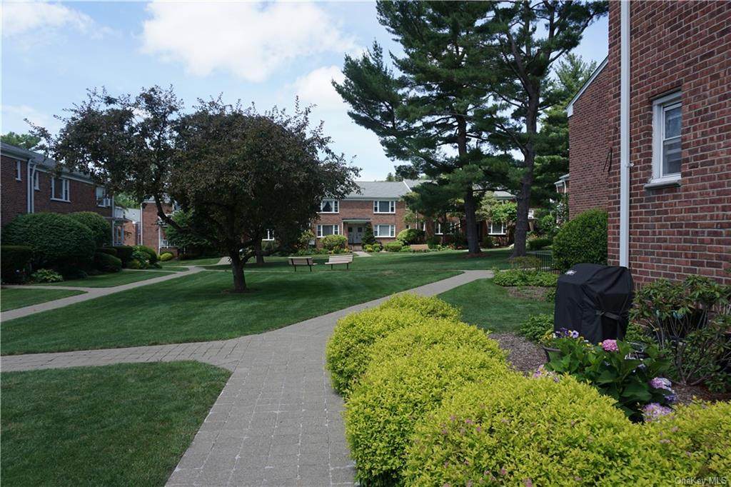 49 Carpenter Avenue - Photo 1