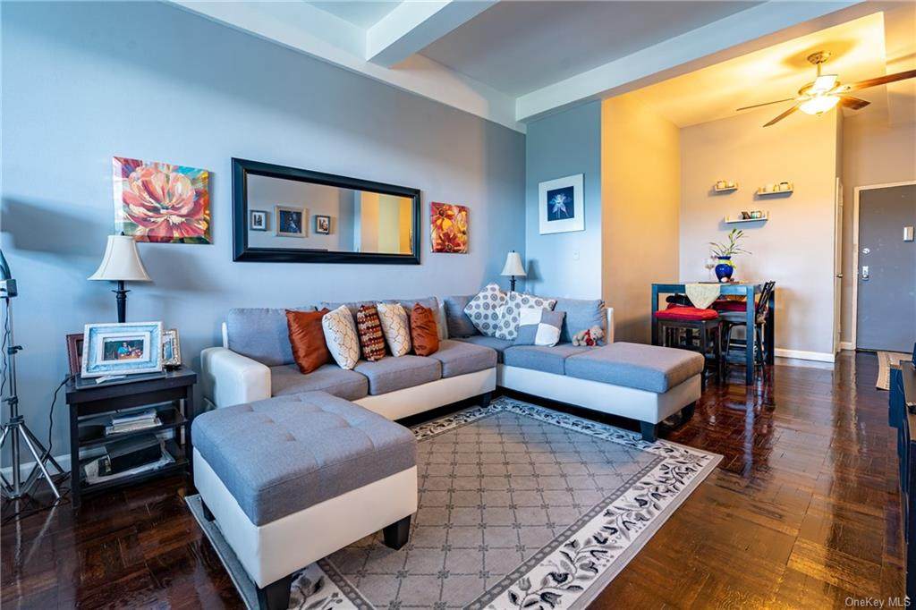 650 Warburton Avenue - Photo 1