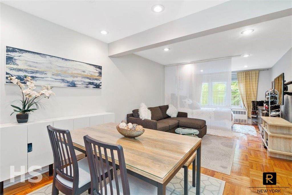 130 Hicks Street - Photo 1