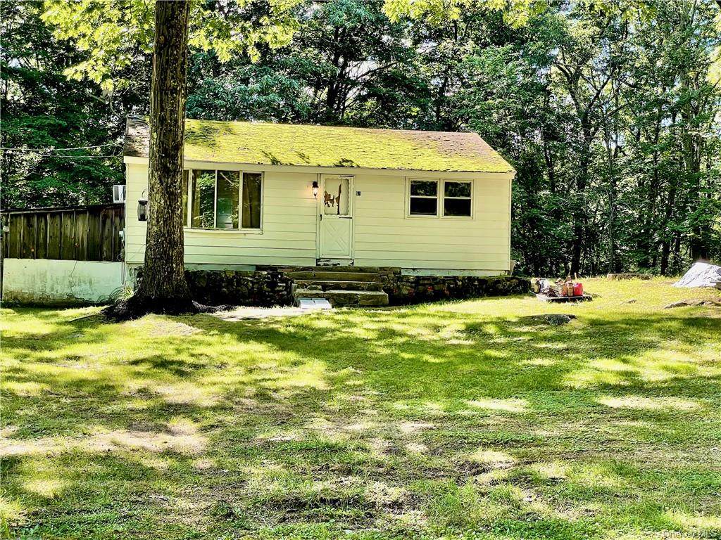 63 Glen Avenue - Photo 1