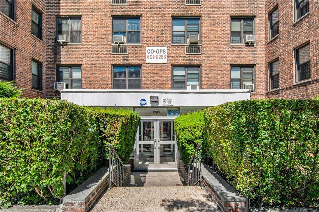2835 Webb Avenue - Photo 1