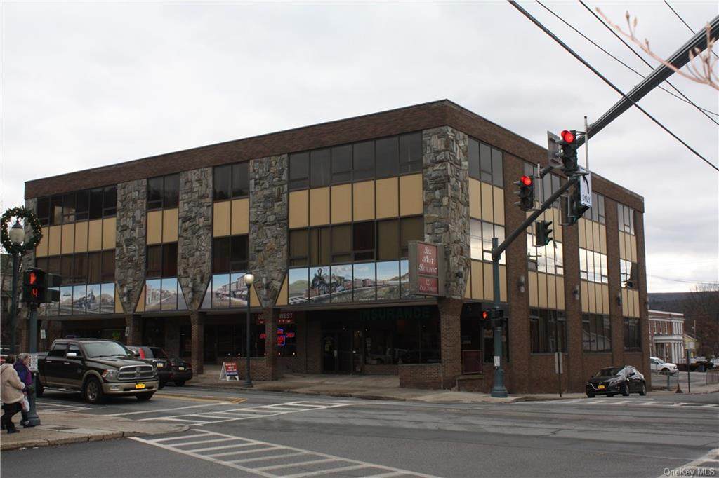 123 Pike Street - Photo 1