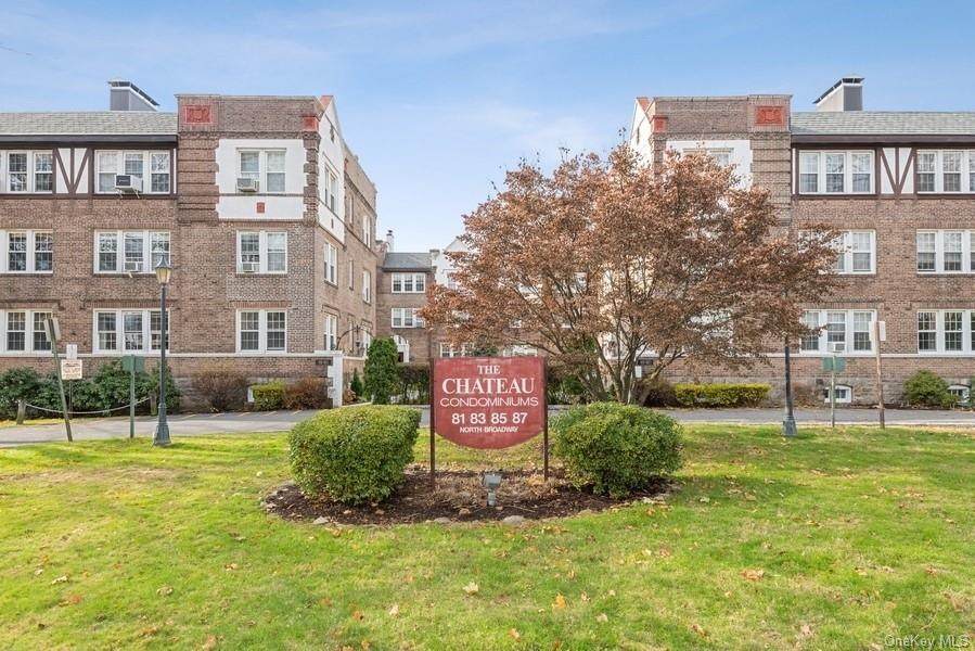 87 Broadway - Photo 1