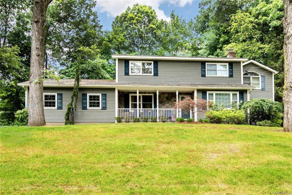 4 Bayberry Drive - Photo 1