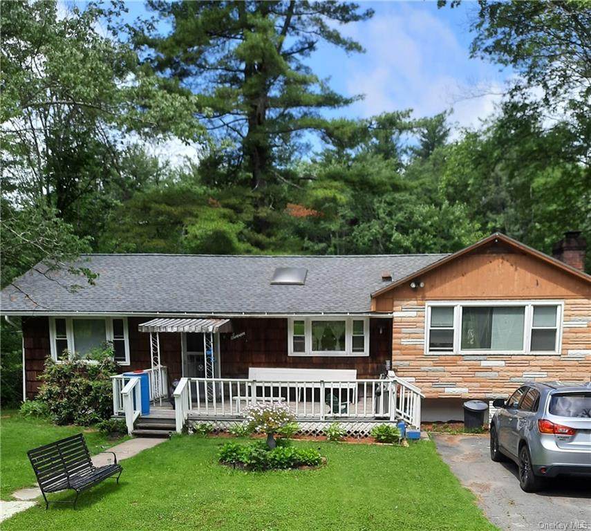 10 Willow Lane - Photo 1