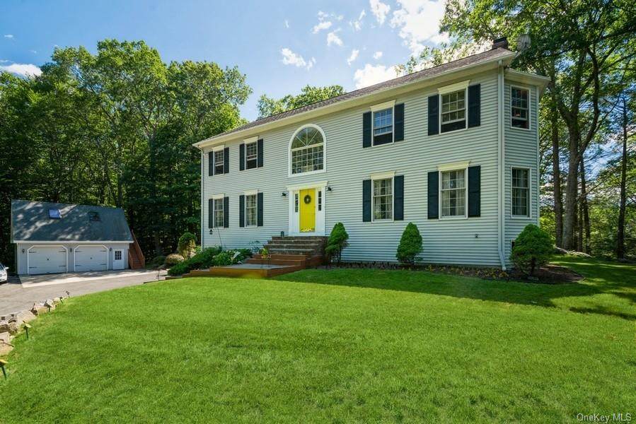 16 Mockingbird Lane - Photo 1