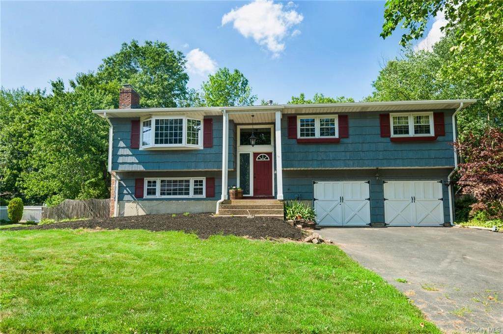 10 Glenwood Drive - Photo 1