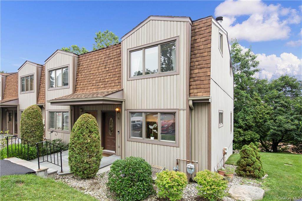 19 Maple Crest Drive - Photo 1