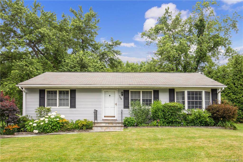 766 Locksley Road - Photo 1