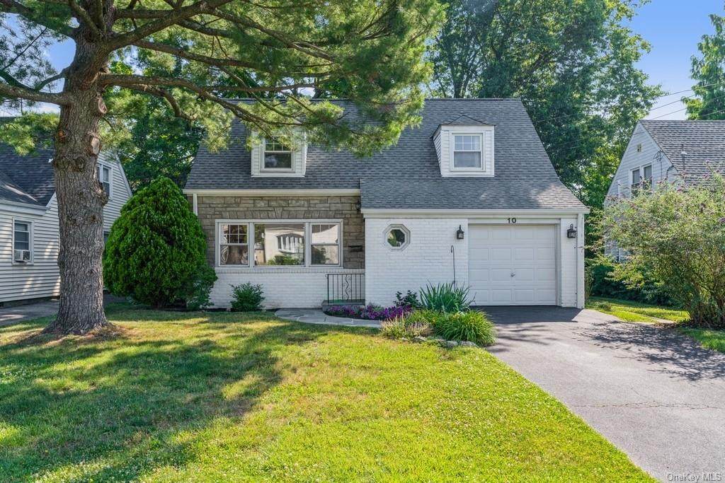 10 Huntley Road - Photo 1