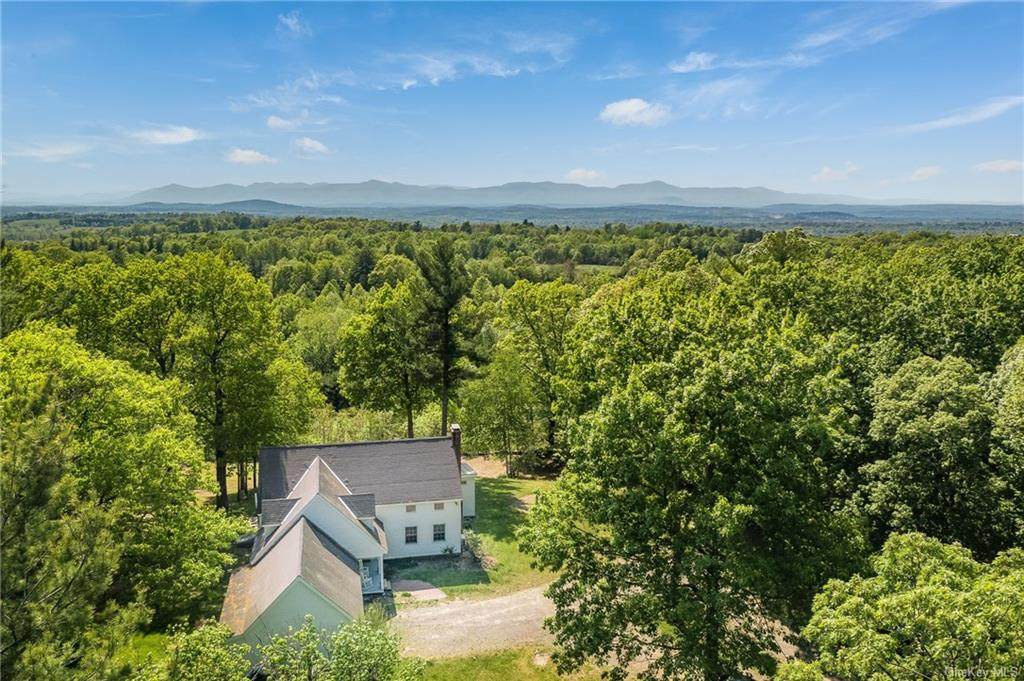 306 Thielman Road - Photo 1
