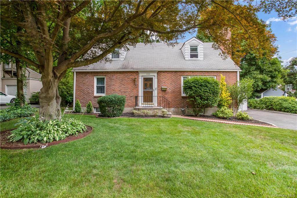 624 Secor Road - Photo 1