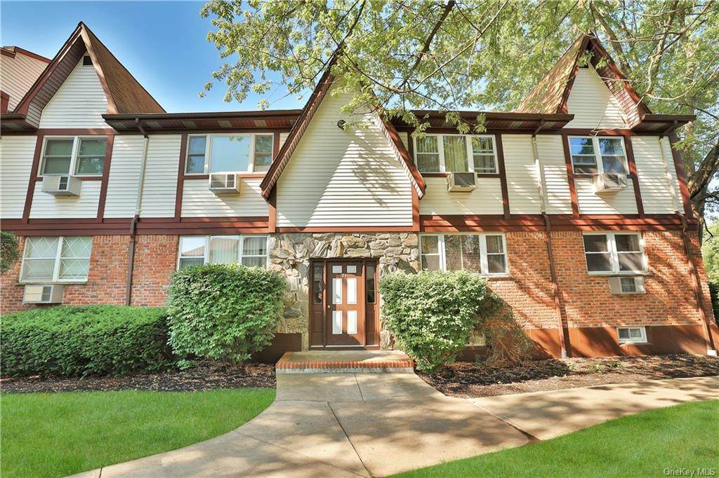 21 Somerset Drive - Photo 1