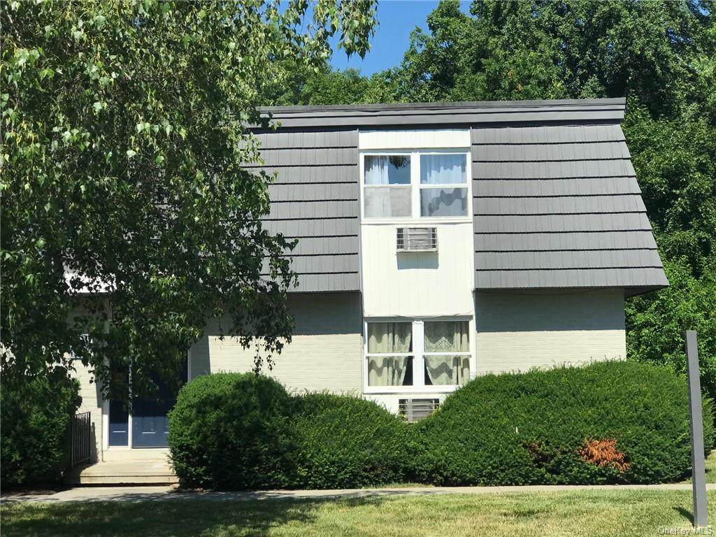 9 White Gate Drive - Photo 1